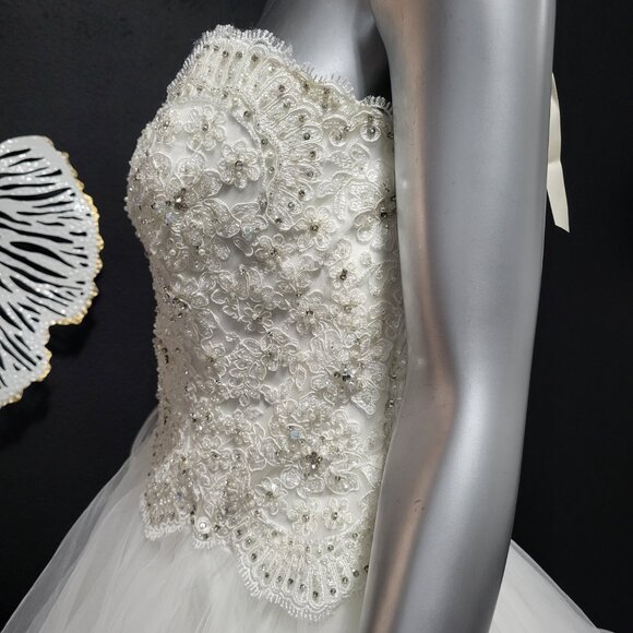 NWT~$2250~MORILEE~6/8~IVORY EMBELLISHED STRAPLESS FIT & FLARE WEDDING DRESS - Picture 7 of 16